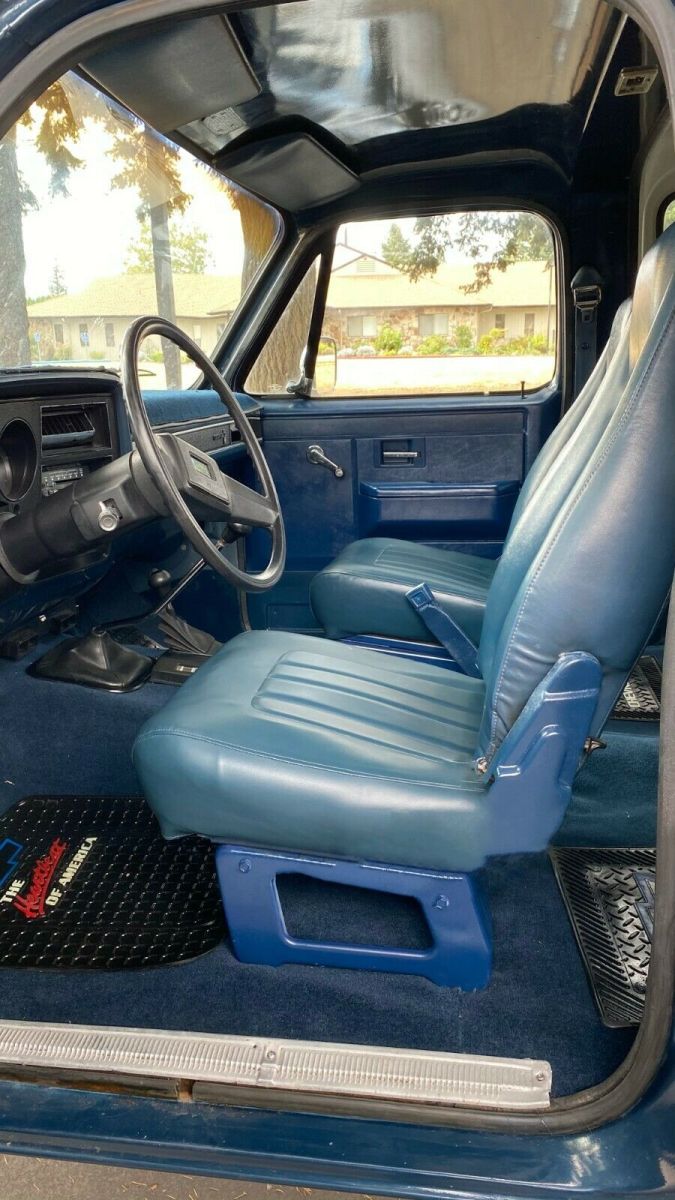 1987 Blue Chevrolet Blazer SUV