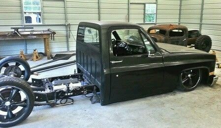 1987 Green Chevrolet C-10 Standard Cab Pickup