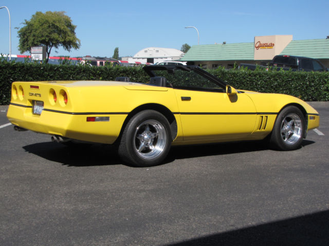 1987 Yellow Chevrolet Corvette Convertible