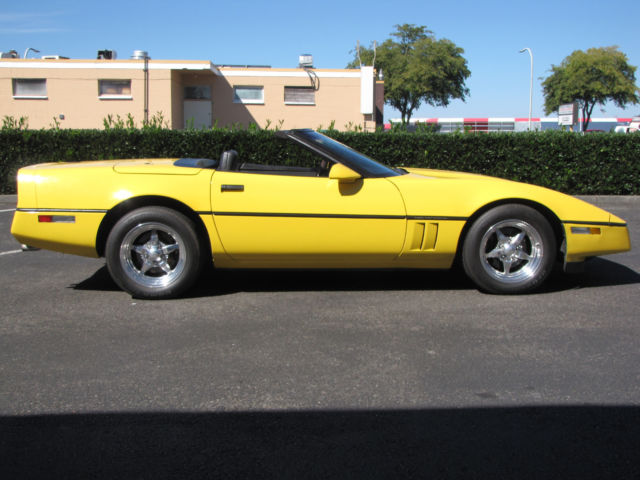 1987 Yellow Chevrolet Corvette Convertible