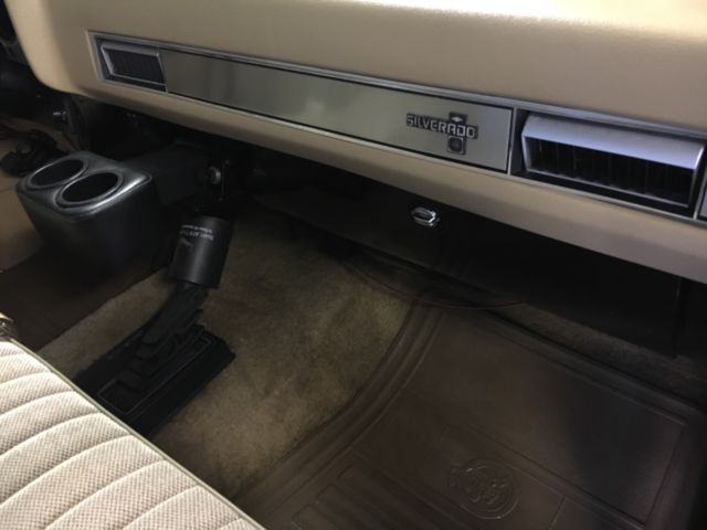 1987 Black Chevrolet C/K Pickup 1500 Standard Cab Pickup