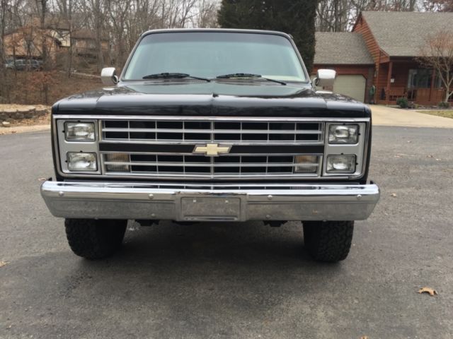1987 Black Chevrolet C/K Pickup 1500 Standard Cab Pickup