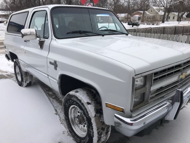 1987 Blue Chevrolet Blazer