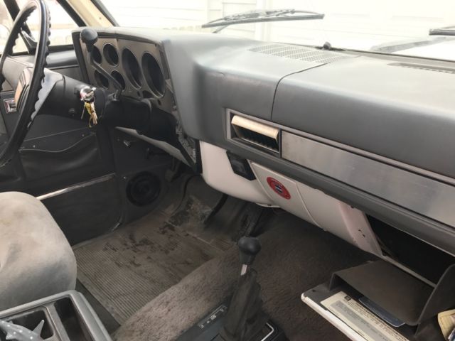 1987 Blue Chevrolet Blazer