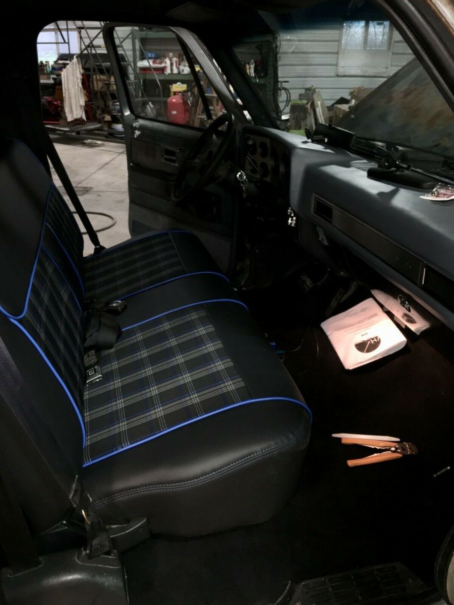 1987 Gray Chevrolet C-10 Standard Cab Pickup