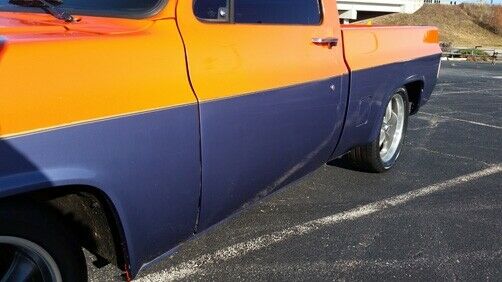 1987 Orange Chevrolet C-10 --