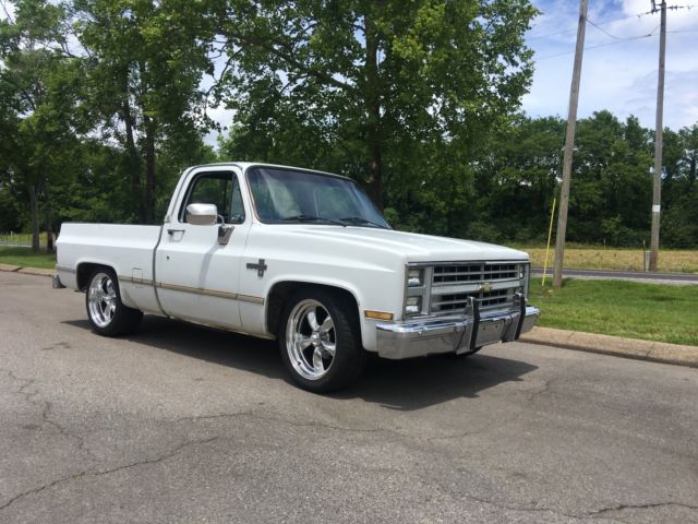 1987 white Chevrolet C-10 swb