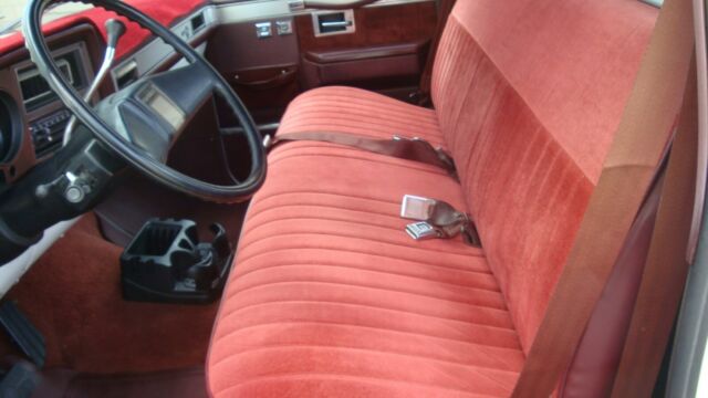 1987 White Chevrolet C-10 Standard Cab Pickup