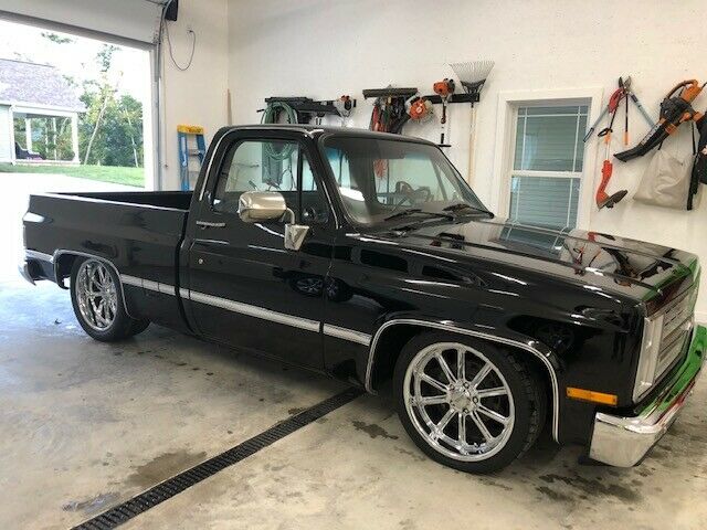 1987 Black Chevrolet C-10 Standard Cab Pickup