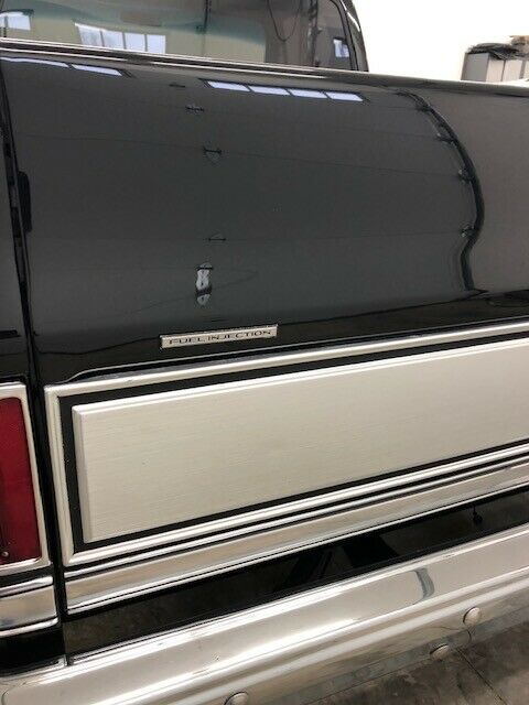 1987 Black Chevrolet C-10 Standard Cab Pickup