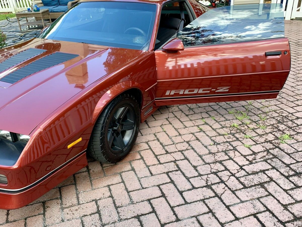 1987 Red Chevrolet Camaro Coupe