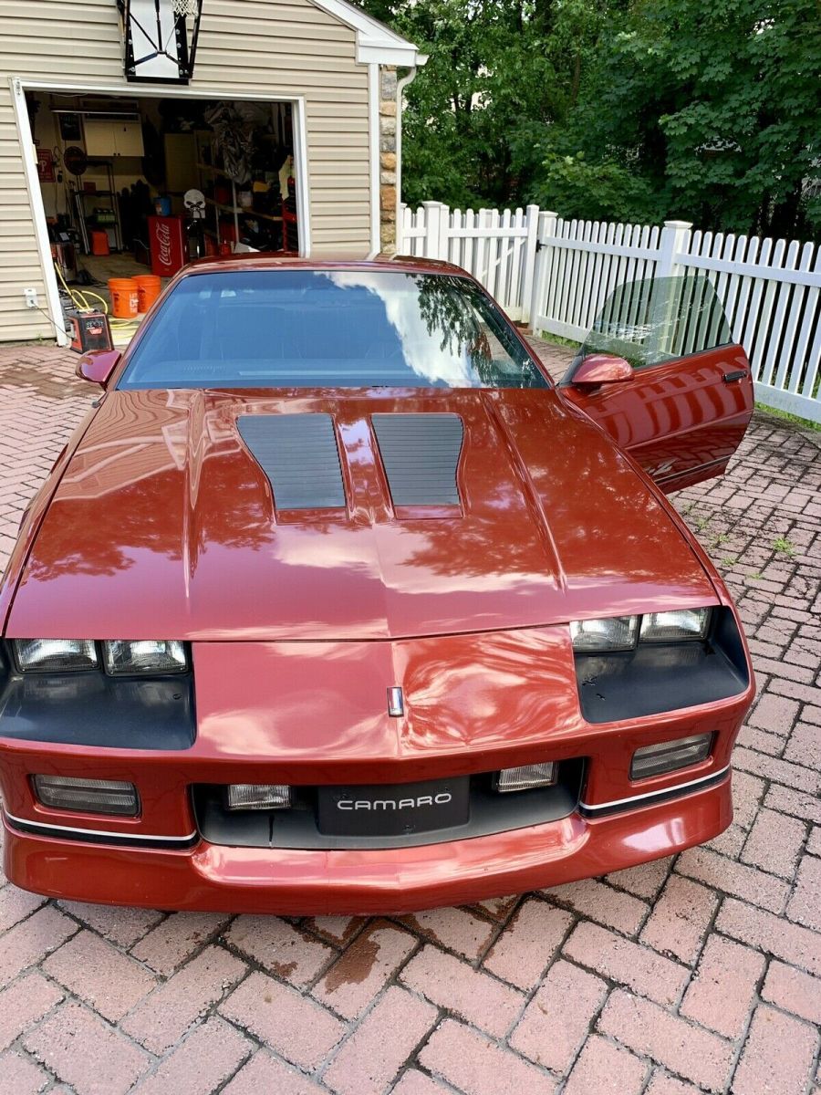 1987 Red Chevrolet Camaro Coupe