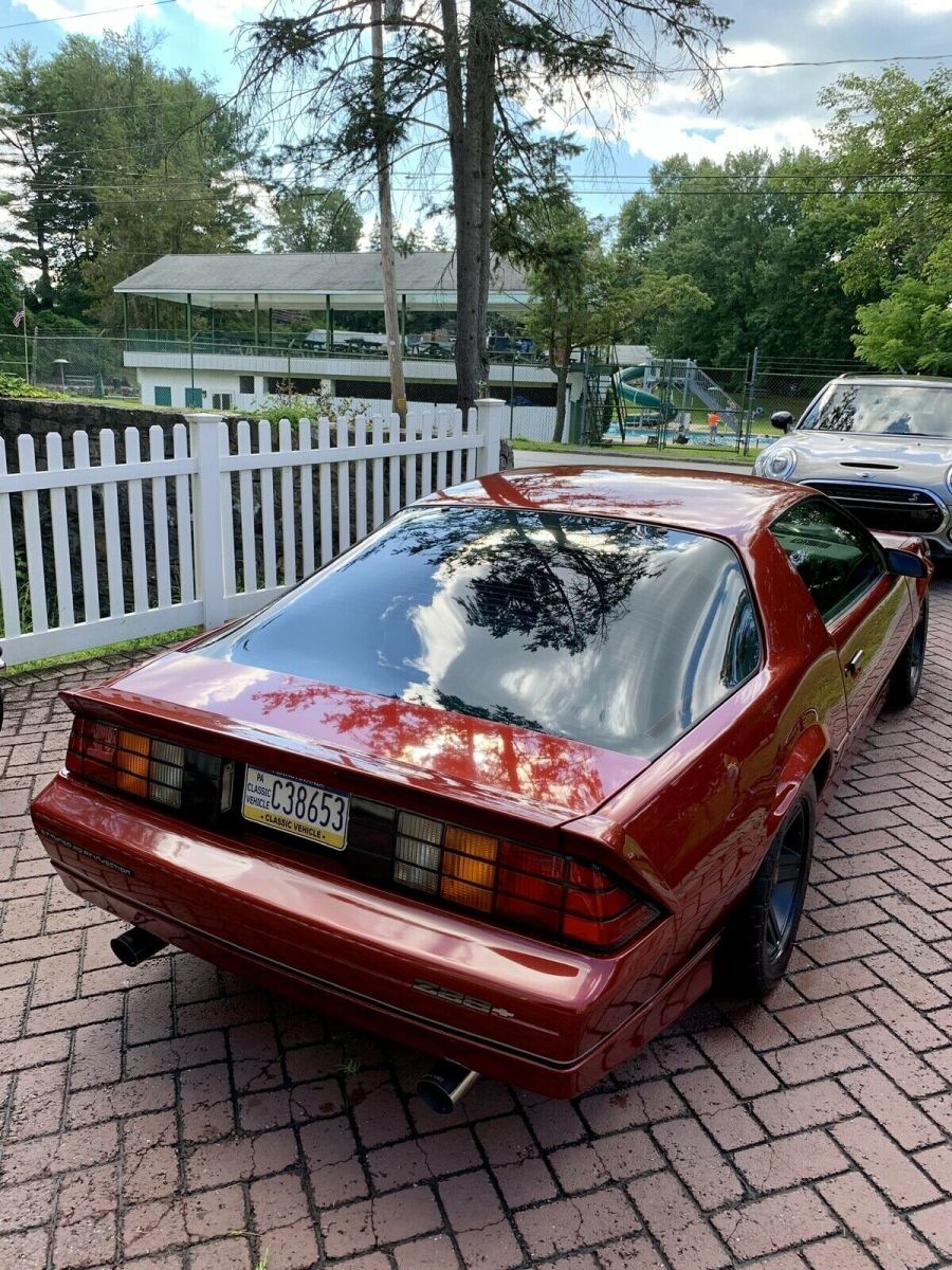 1987 Red Chevrolet Camaro Coupe