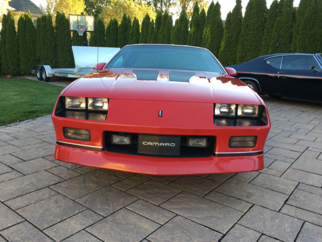 1987 Red Chevrolet Camaro Coupe