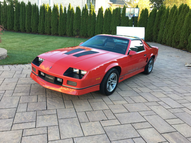 1987 Red Chevrolet Camaro Coupe