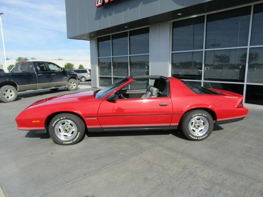 1987 Red Chevrolet Camaro --