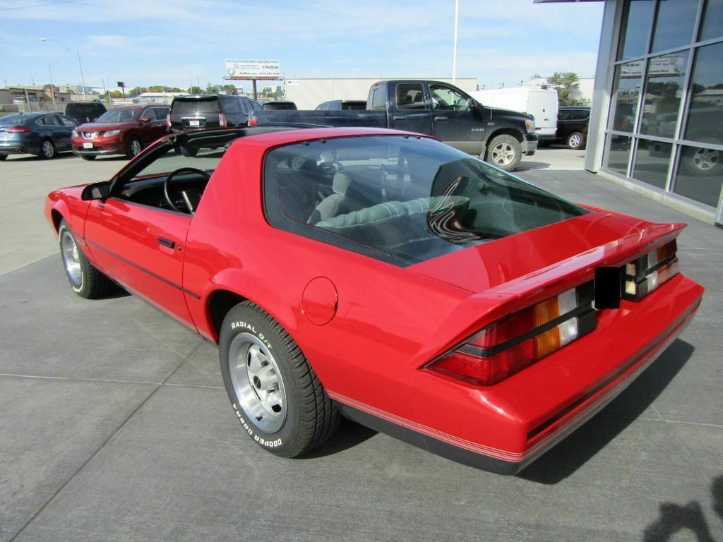 1987 Red Chevrolet Camaro --