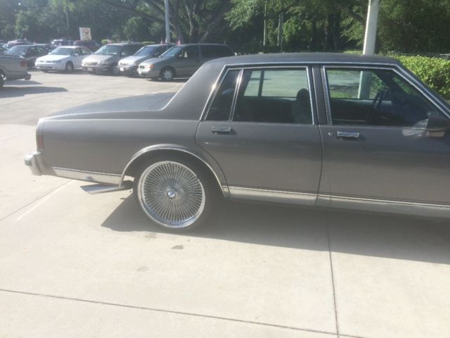 1987 White Chevrolet Capriceold Sedan