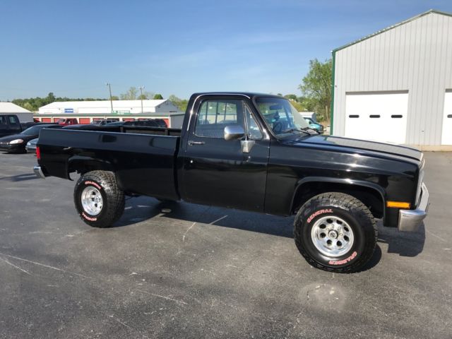 1987 Black Chevrolet C/K Pickup 1500
