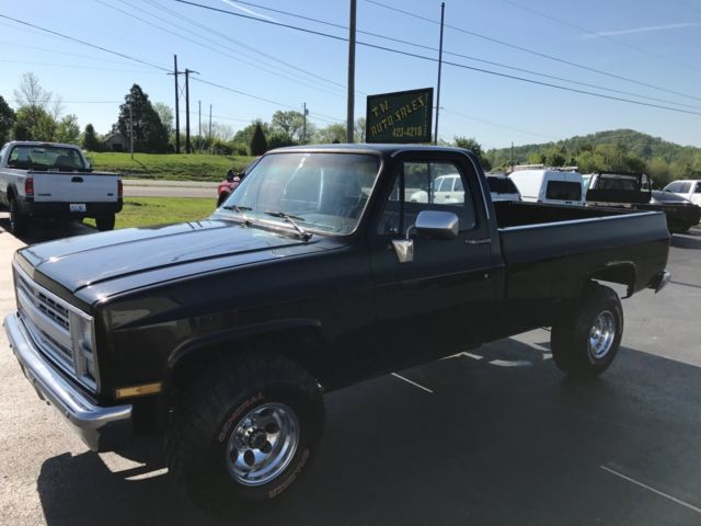 1987 Black Chevrolet C/K Pickup 1500
