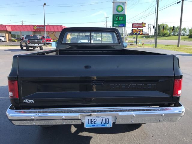 1987 Black Chevrolet C/K Pickup 1500