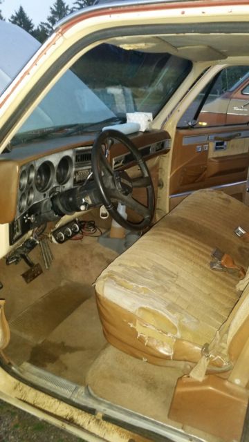 1987 White Chevrolet C/K Pickup 3500 Extended Crew Cab Pickup