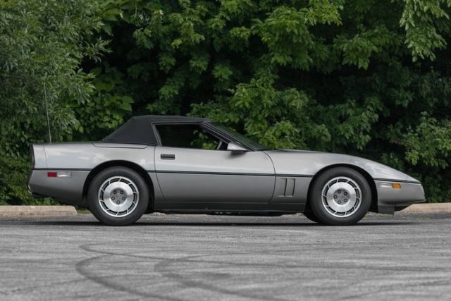 1987 Blue Chevrolet Corvette Convertible