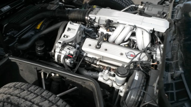 1987 RED Chevrolet Corvette