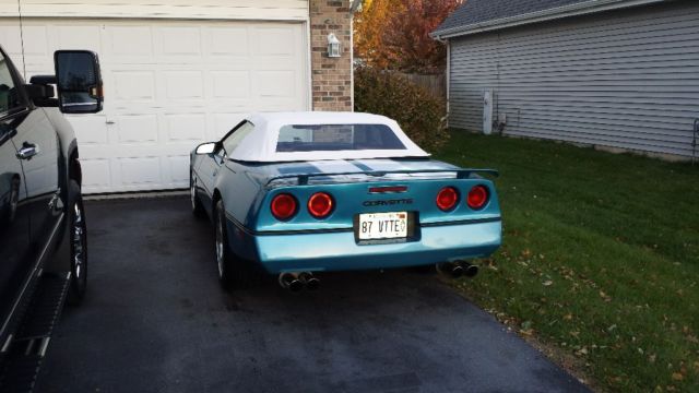 1987 Blue Chevrolet Corvette Convertible