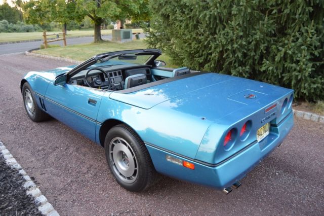 1987 Blue Chevrolet Corvette Convertible
