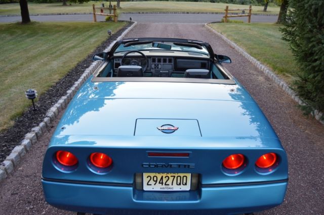 1987 Blue Chevrolet Corvette Convertible