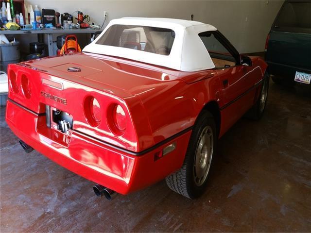 1987 Red Chevrolet Corvette --