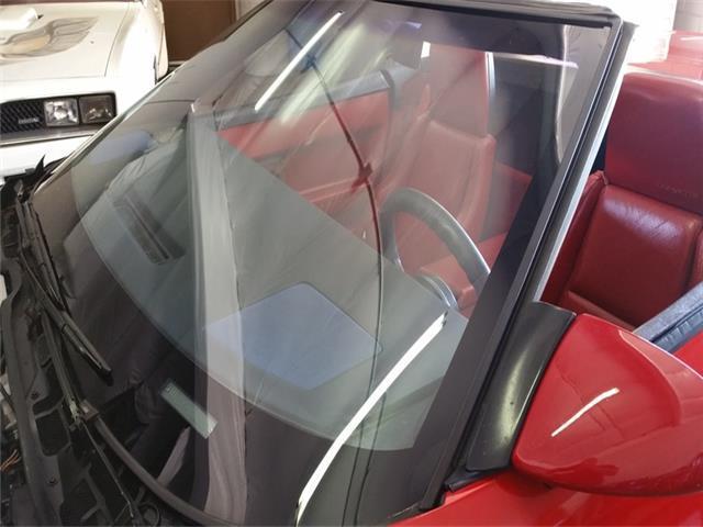 1987 Red Chevrolet Corvette --