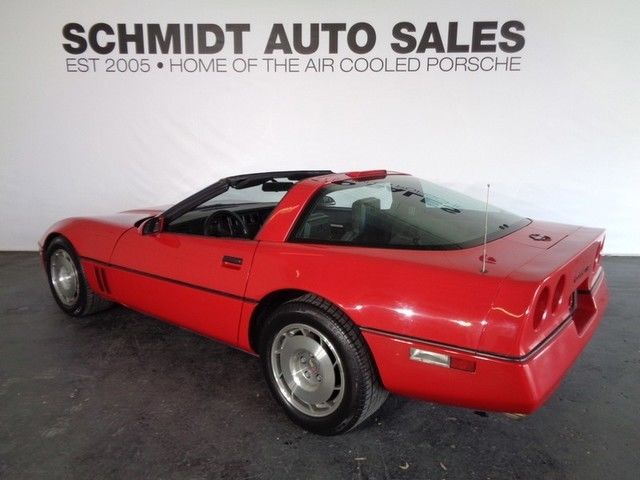 1987 Red Chevrolet Corvette Coupe
