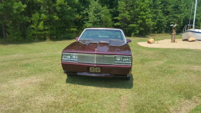 1987 Burgundy Chevrolet El Camino Standard Cab Pickup