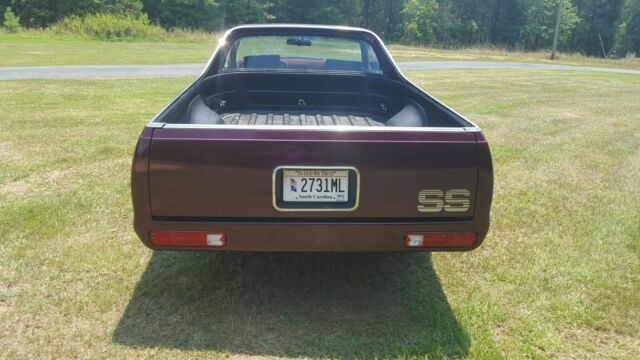 1987 Burgundy Chevrolet El Camino Standard Cab Pickup