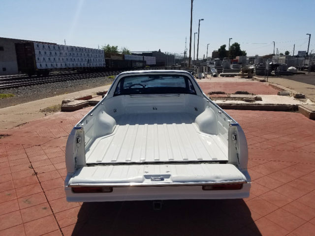 1987 White Chevrolet El Camino Standard Cab Pickup