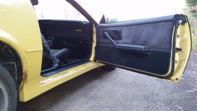 1987 Chevrolet Camaro Coupe