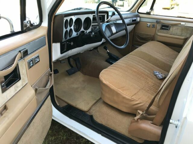 1987 White Chevrolet Other Pickups Pickup Truck