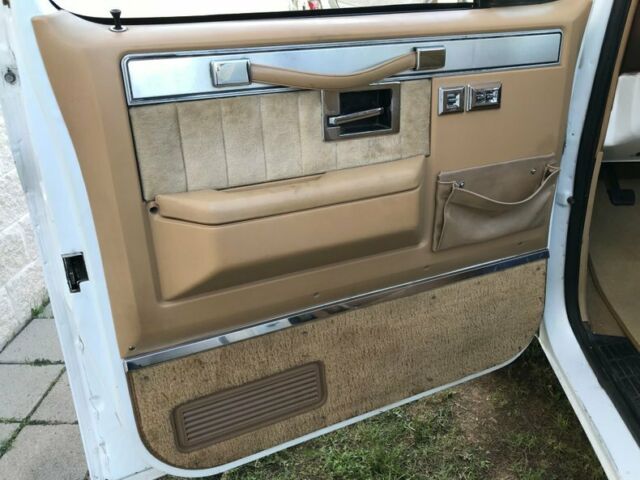 1987 White Chevrolet Other Pickups Pickup Truck