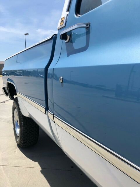 1987 Blue Chevrolet C/K Pickup 1500 Pickup