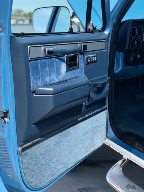 1987 Blue Chevrolet C/K Pickup 1500 Pickup