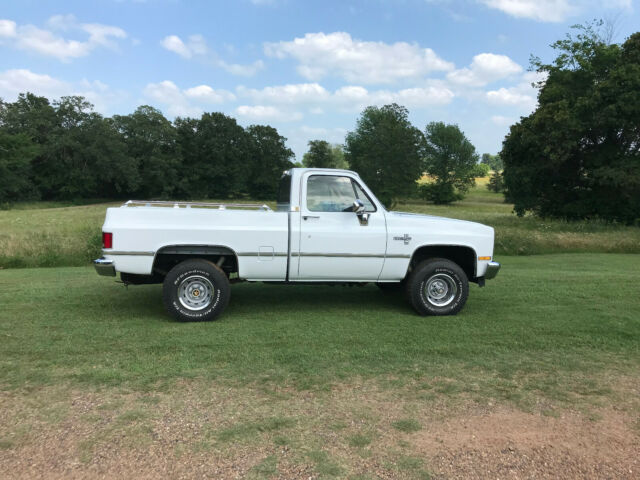 1987 White Chevrolet C/K Pickup 1500 Standard Cab Pickup
