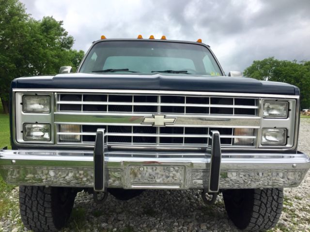 1987 Blue Chevrolet C/K Pickup 3500 Standard Cab Pickup