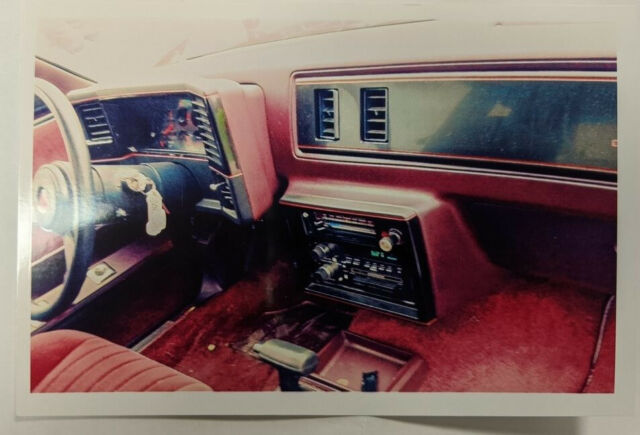 1987 Red Chevrolet Monte Carlo