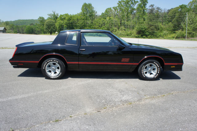 1987 Black Chevrolet Monte Carlo Coupe