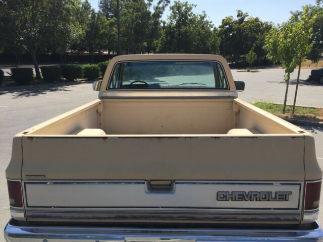 1987 Tan Chevrolet C-10 Fleetside Shortbed