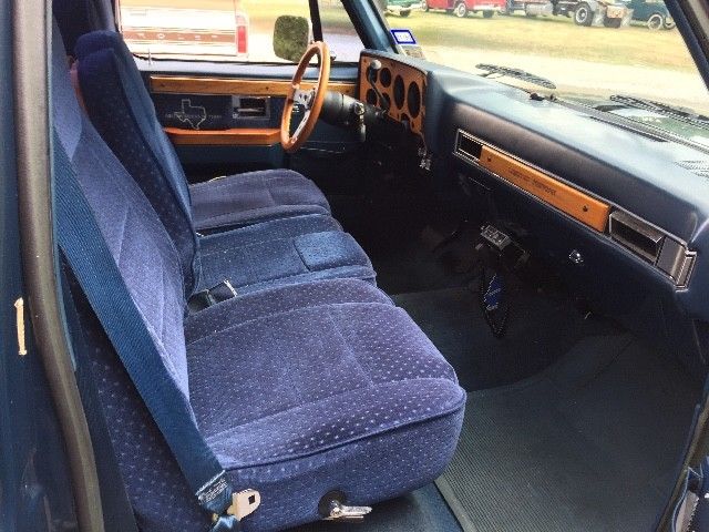1987 Black Chevrolet Other Pickups Pickup Truck