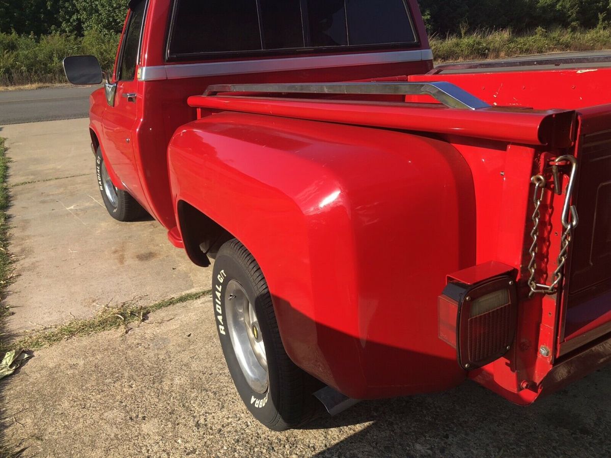 1987 Red Chevrolet R10 Pickup