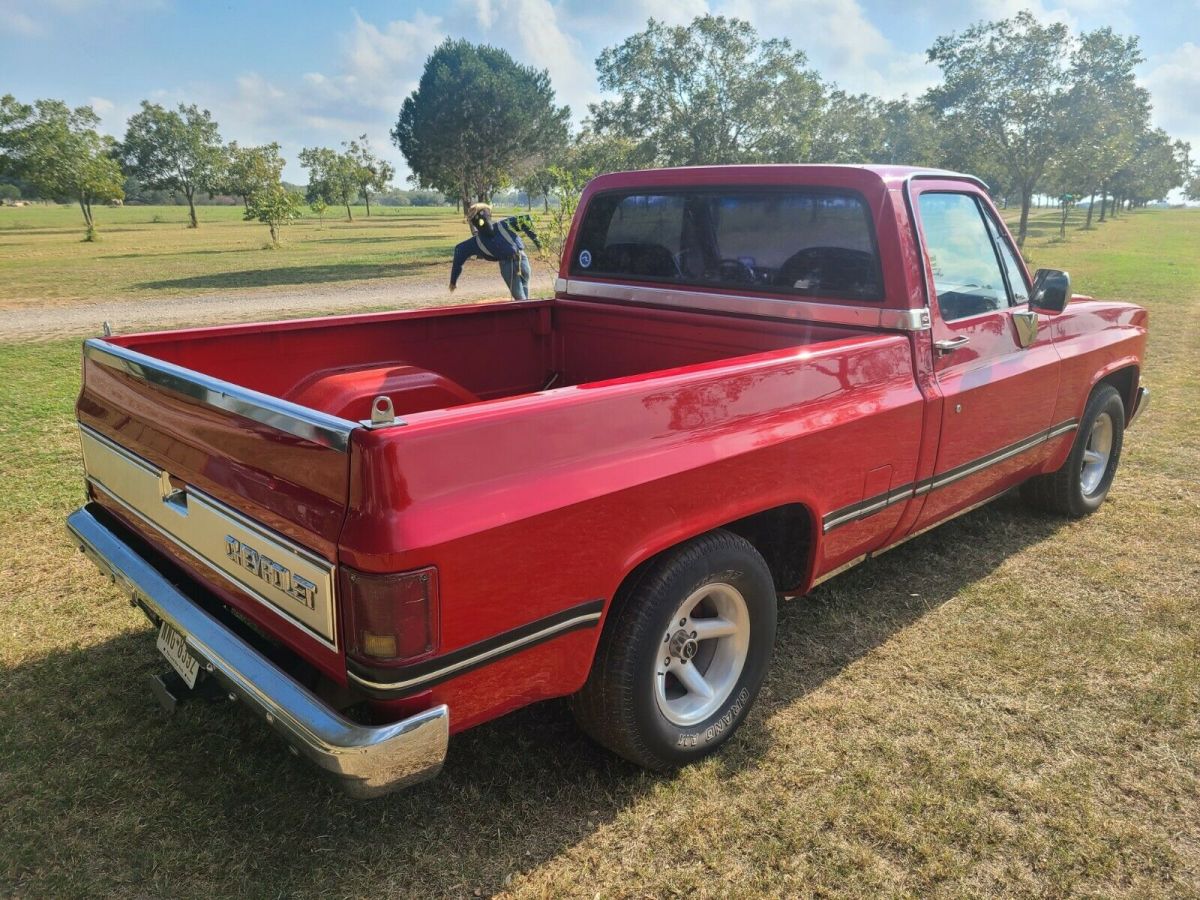 1987 Red Chevrolet R10 Standard Cab Pickup